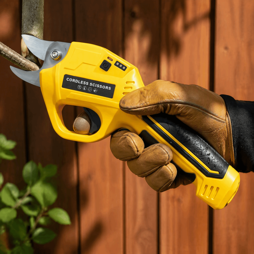 Cordless Electric Pruning Shears 30Mm - กรรไกรตัดแต่งกิ่งไฟฟ้าแบบชาร์จได้ รุ่นทนทานพิเศษ ตัดได้ 30 มม. แบตเตอรี่ลิเธียมไอออน